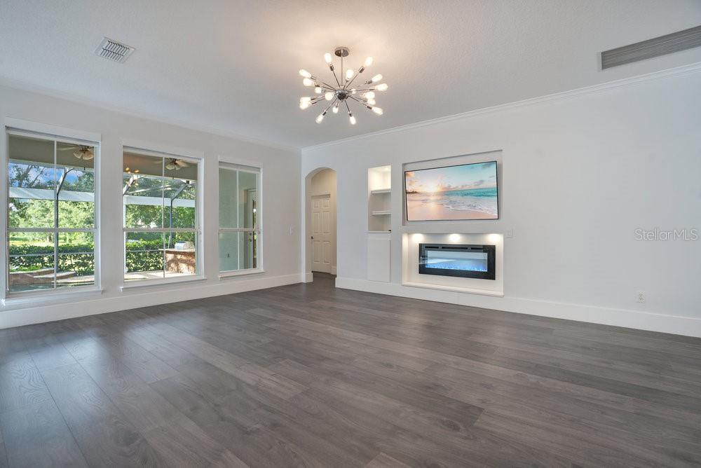 Image 16 of 59 For 8399 Bowden Way