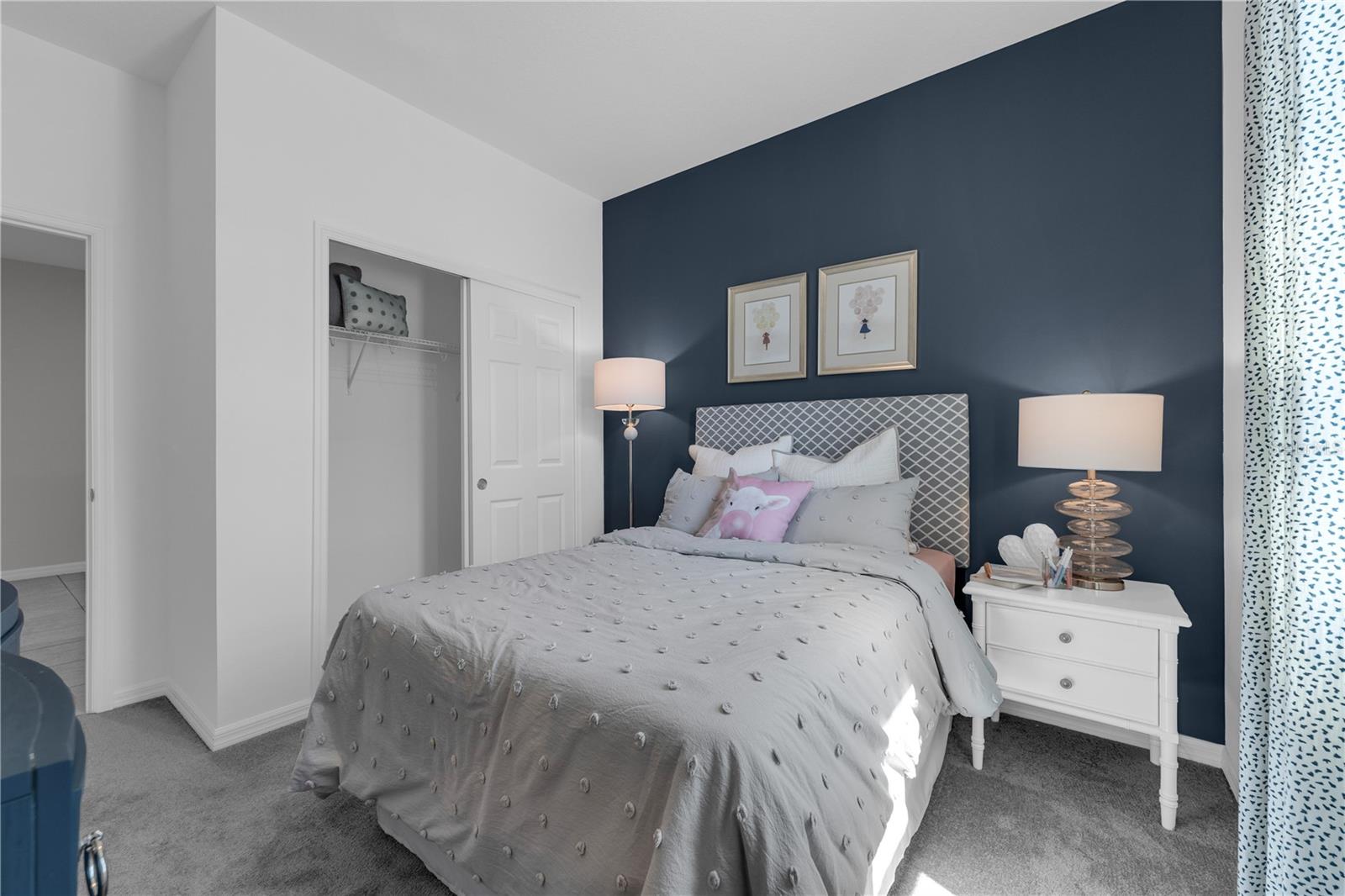 Listing photo id 13 for 5905 Cliffbow Loop