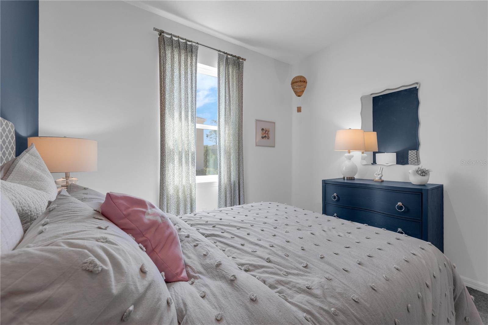 Listing photo id 14 for 5905 Cliffbow Loop