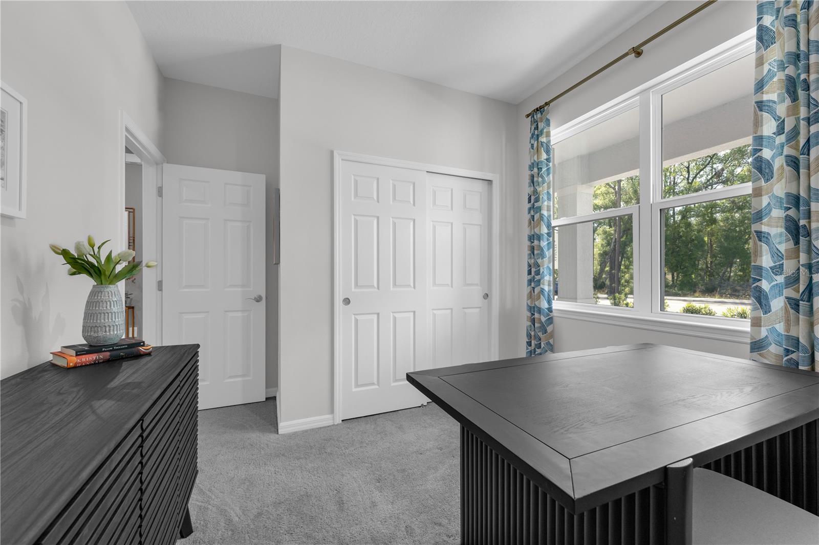 Listing photo id 18 for 5905 Cliffbow Loop