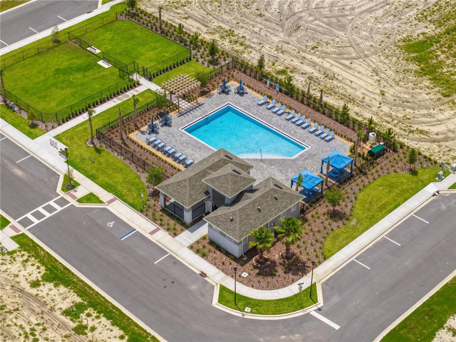 Listing photo id 31 for 5905 Cliffbow Loop