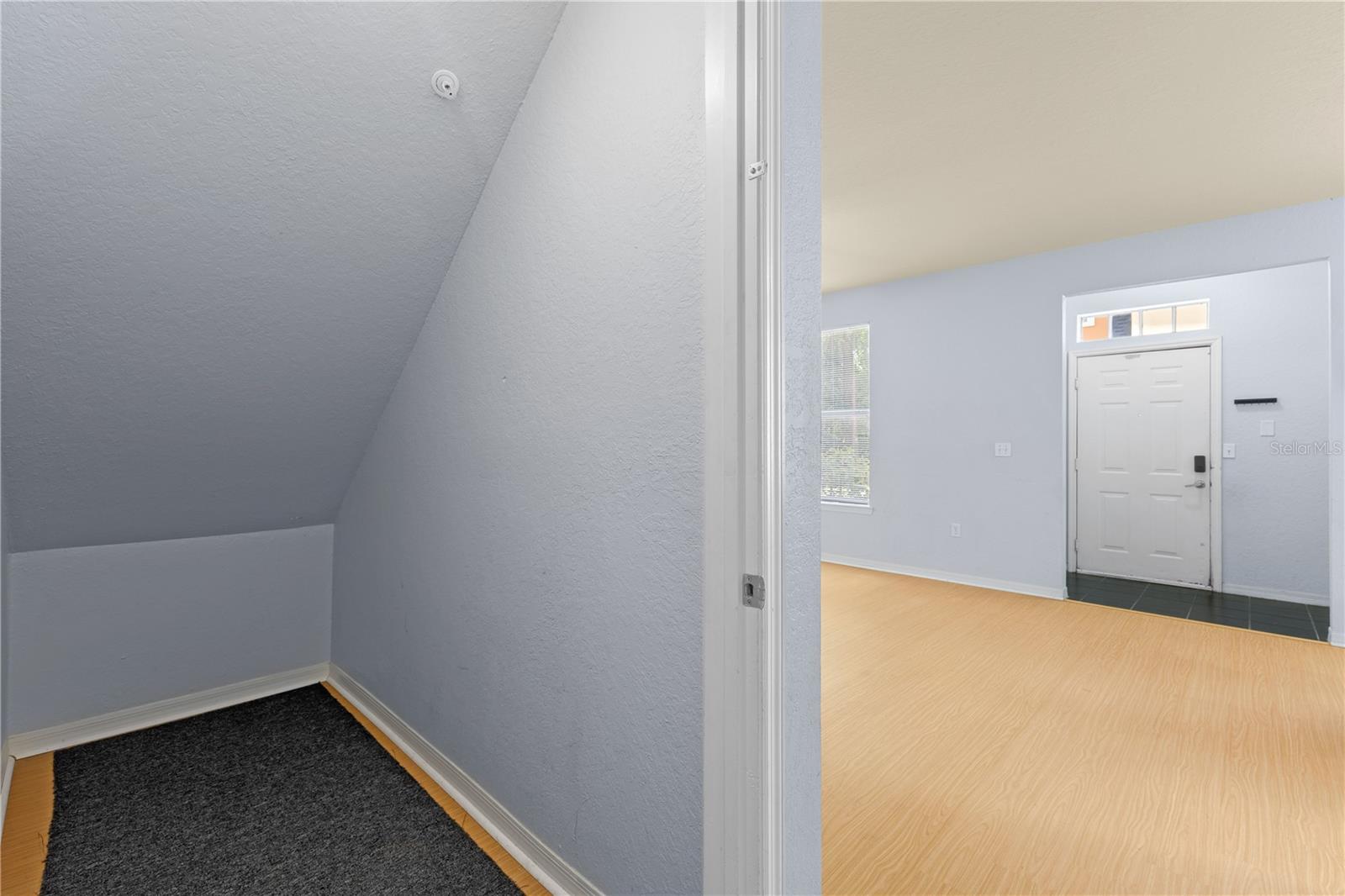 Image 17 of 28 For 6017 Westgate Drive 913