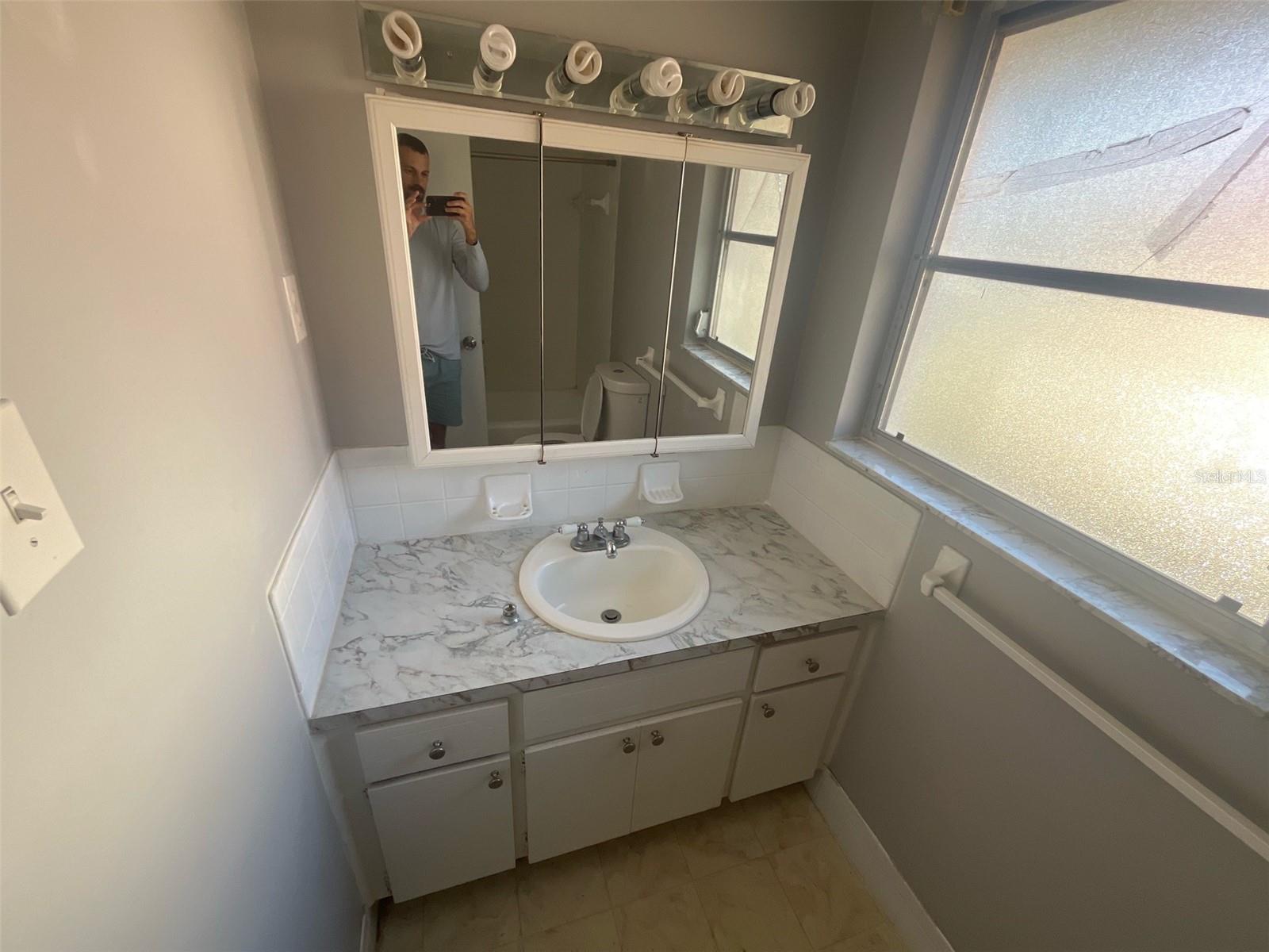 Image 12 of 19 For 8020 Jasmine Boulevard