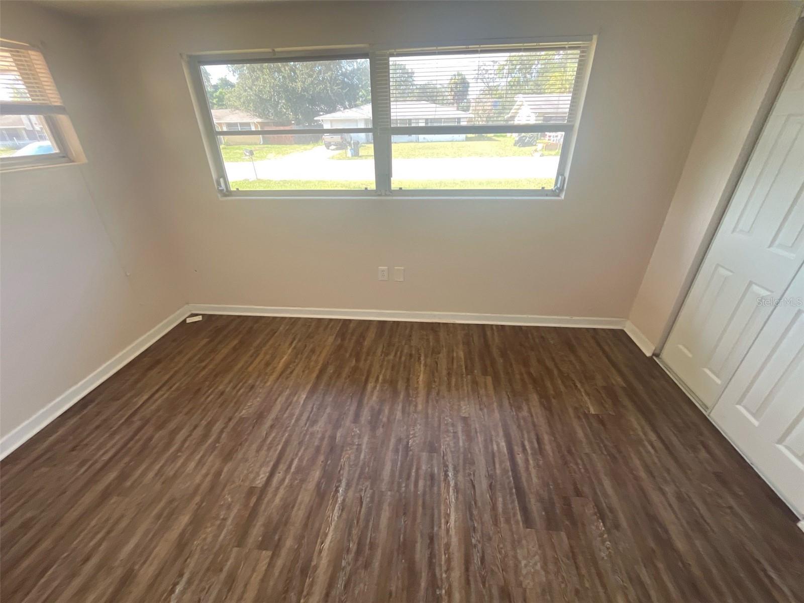 Image 15 of 19 For 8020 Jasmine Boulevard