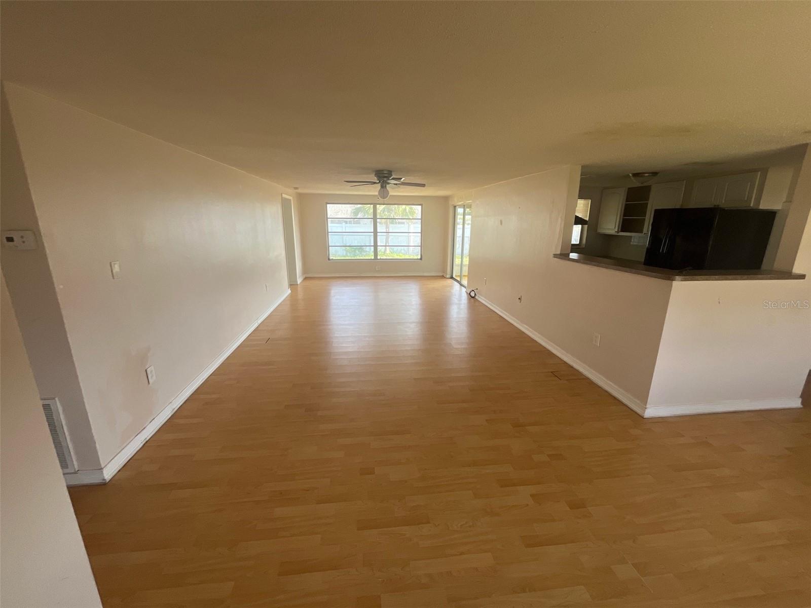 Image 5 of 19 For 8020 Jasmine Boulevard