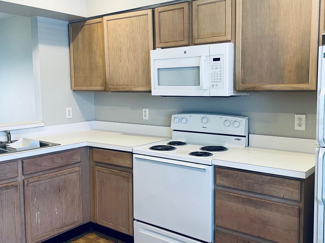 Image 6 of 14 For 13403 Fairway Glen Drive 101