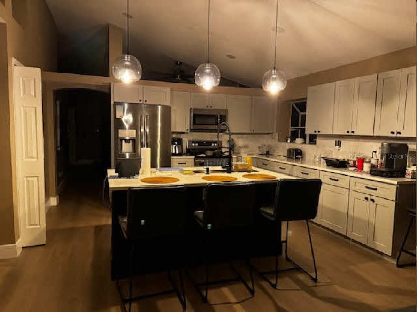 Image 3 of 7 For 4245 Forest Island Drive D
