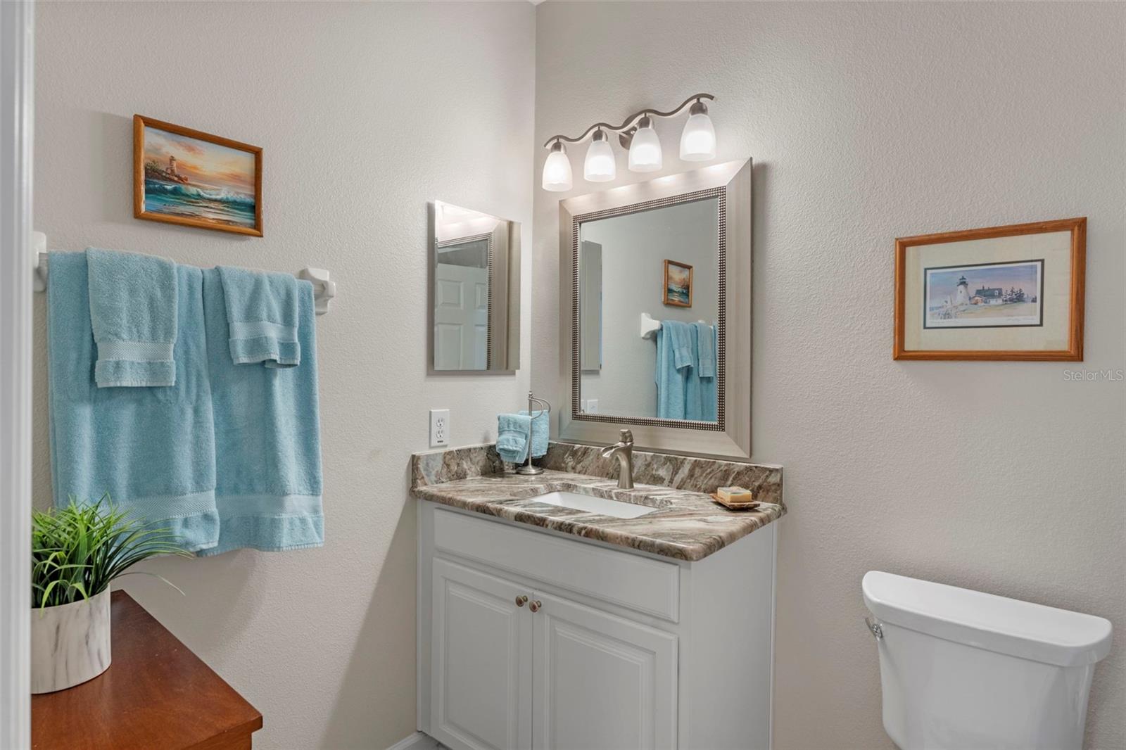 Image 23 of 31 For 8959 Silk Bay Place