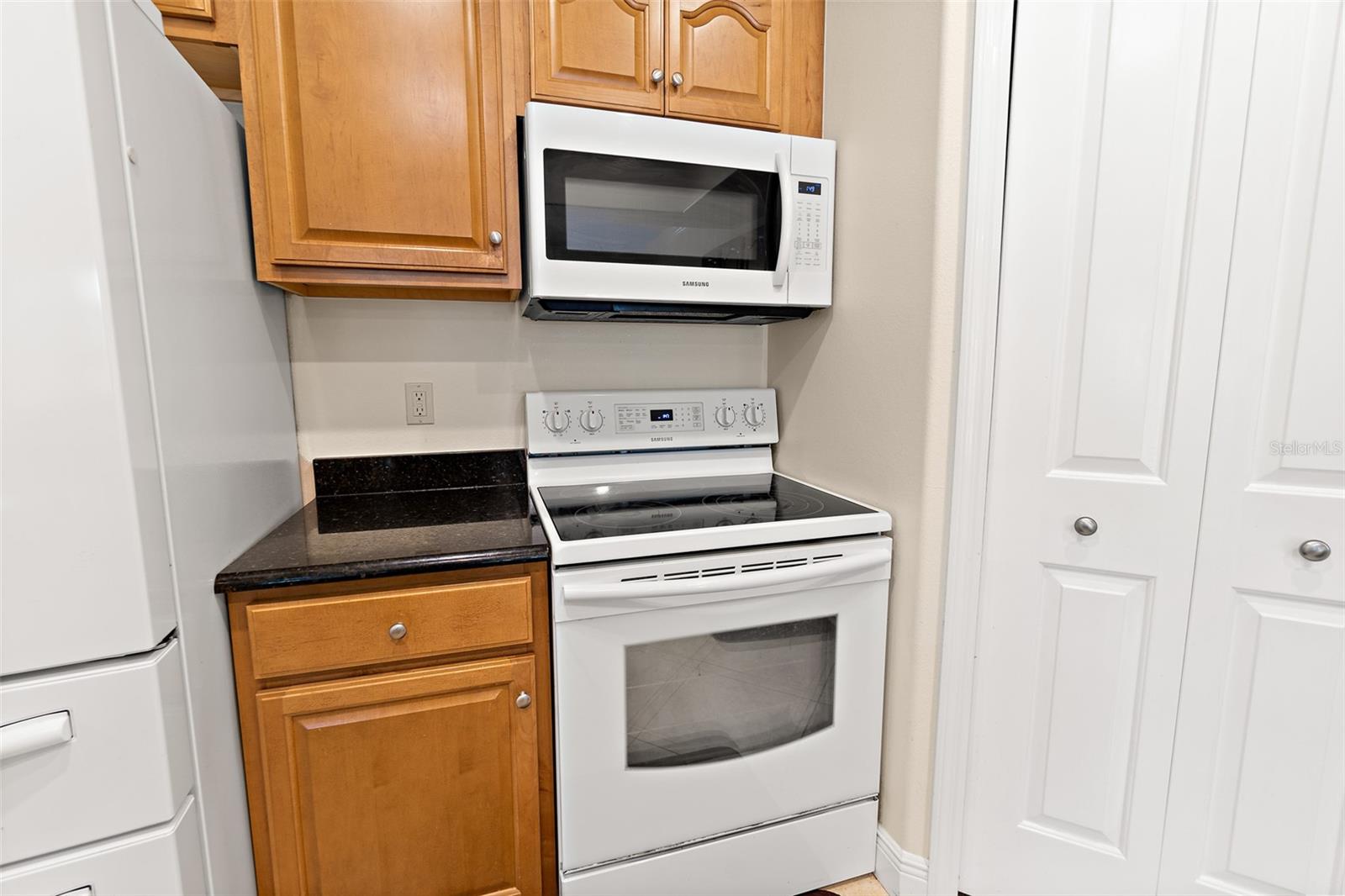 Image 29 of 47 For 204 Holman Road 4
