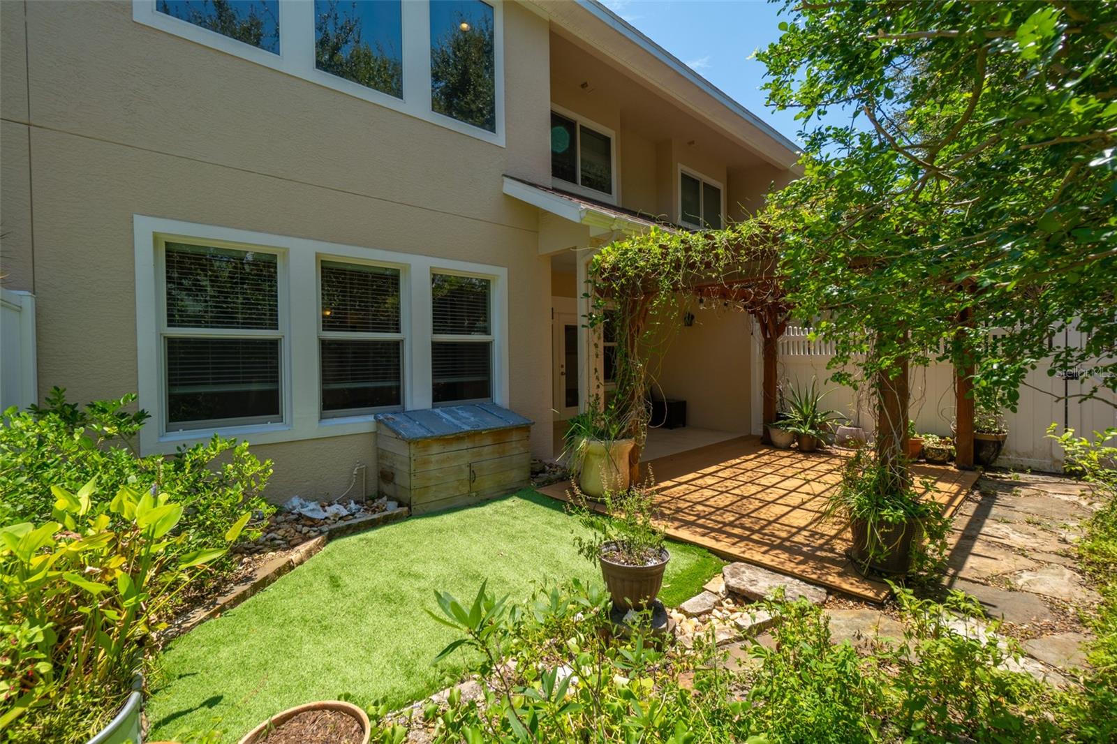 Image 37 of 47 For 204 Holman Road 4
