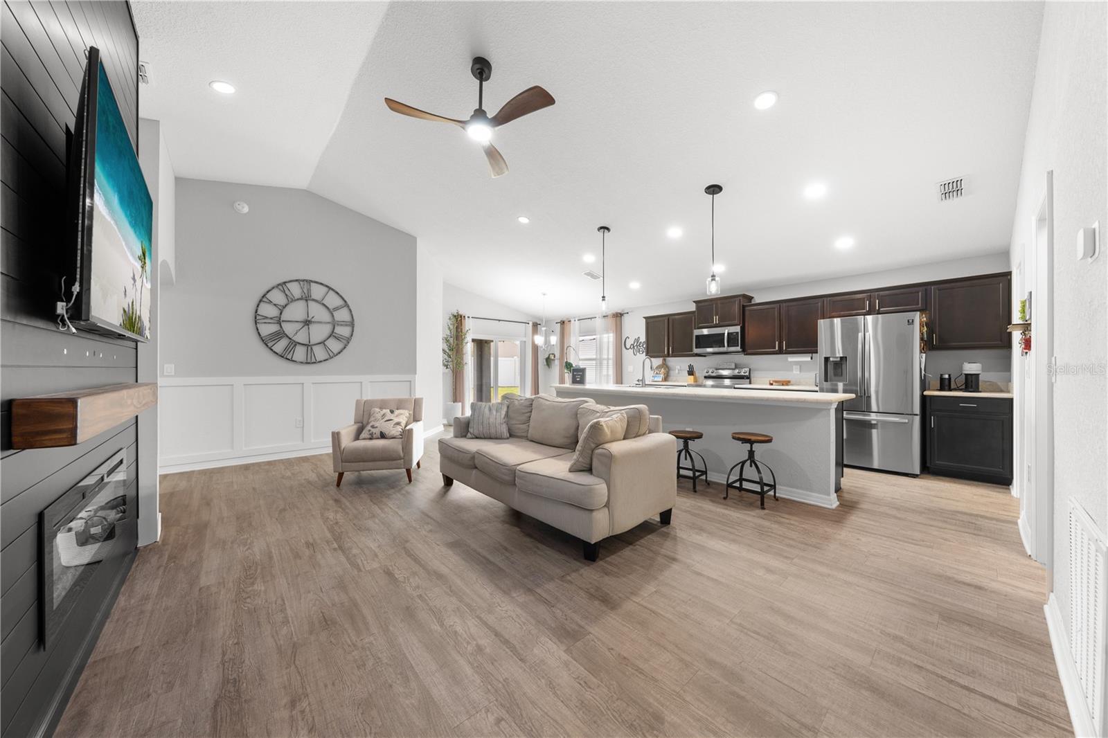 Image 18 of 60 For 6944 Abbywood Lane