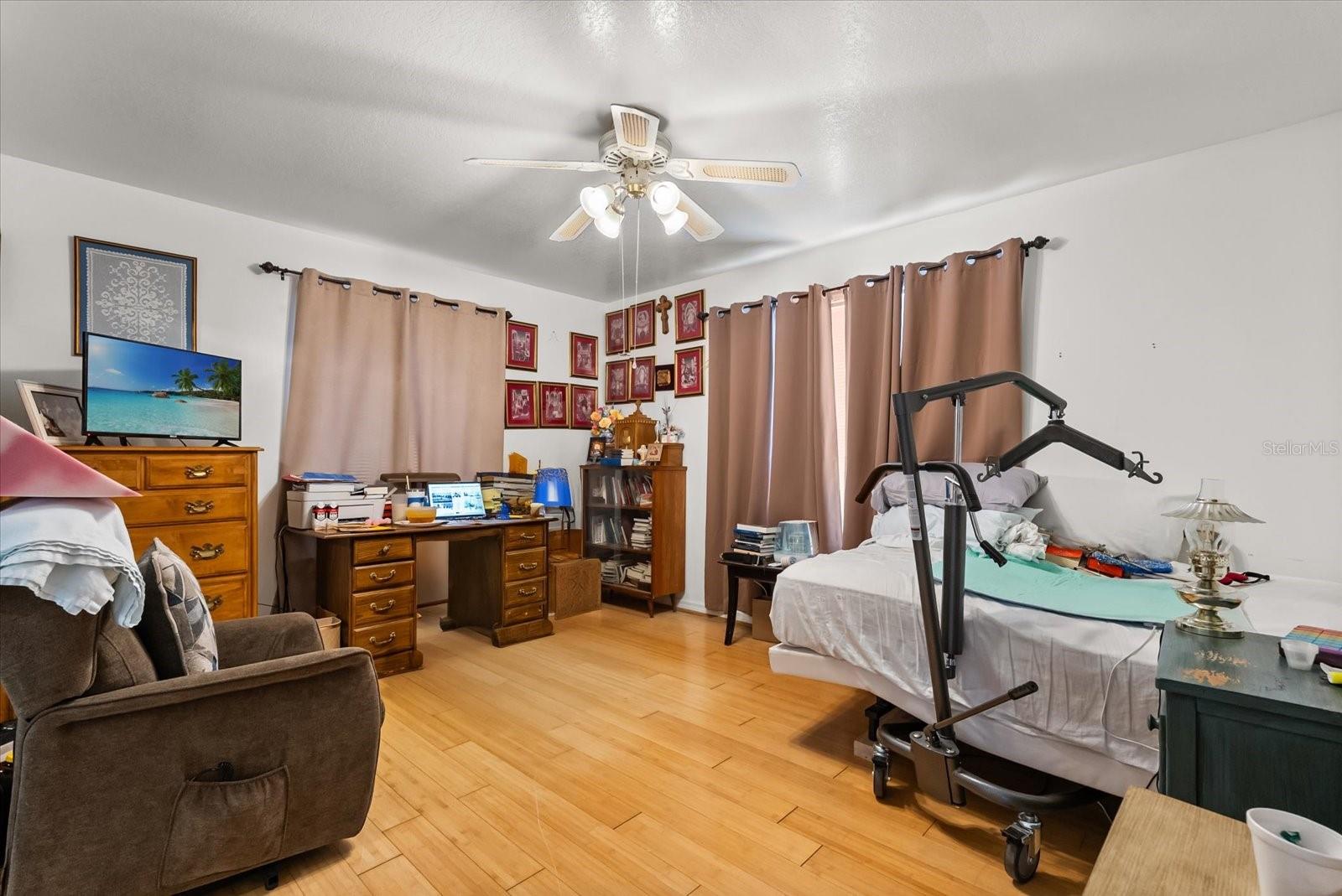 Image 29 of 38 For 2236 Winslow Circle