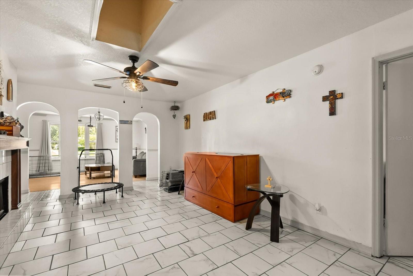 Image 5 of 38 For 2236 Winslow Circle