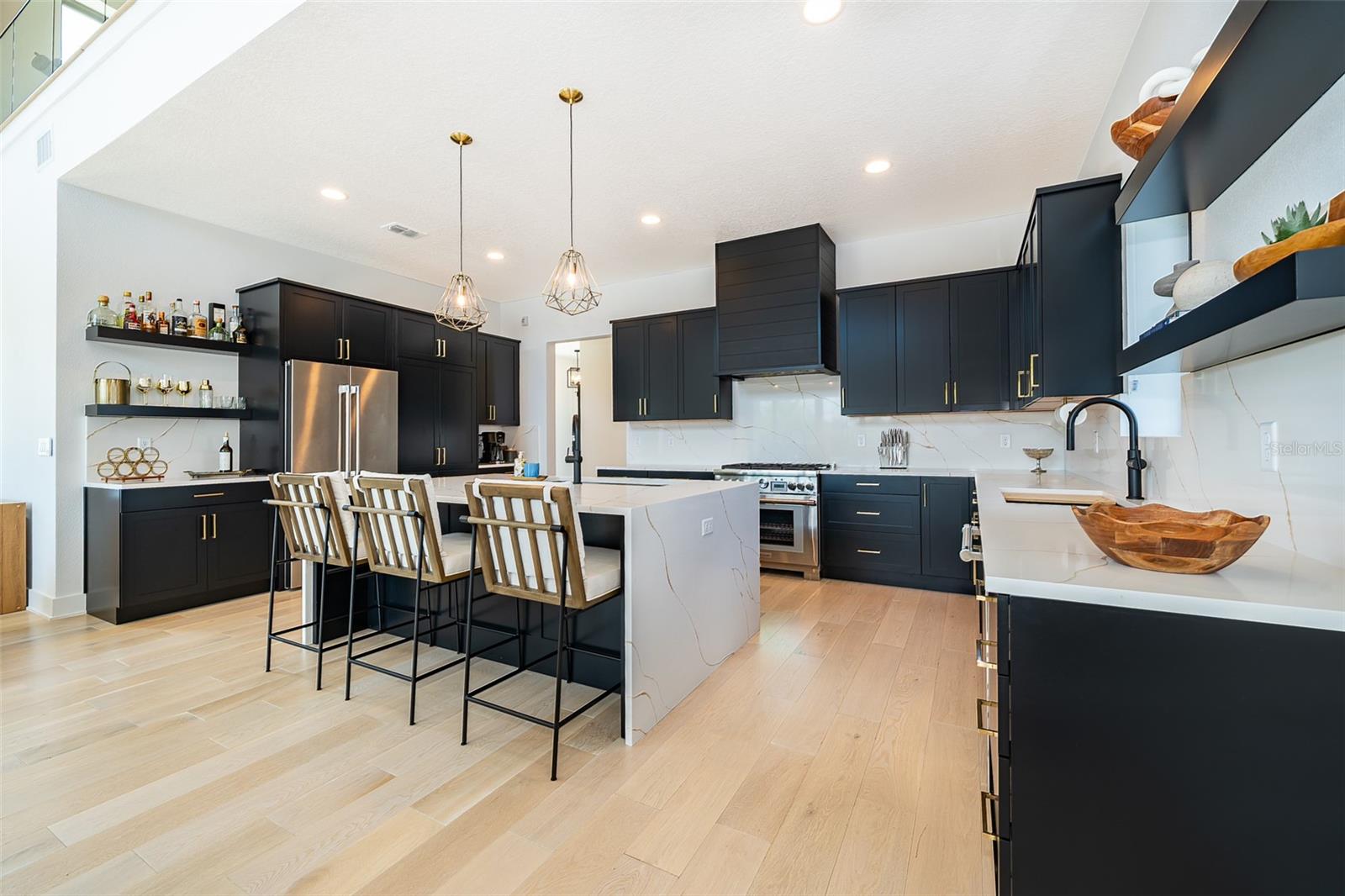 Image 13 of 76 For 16338 Ravenna Court