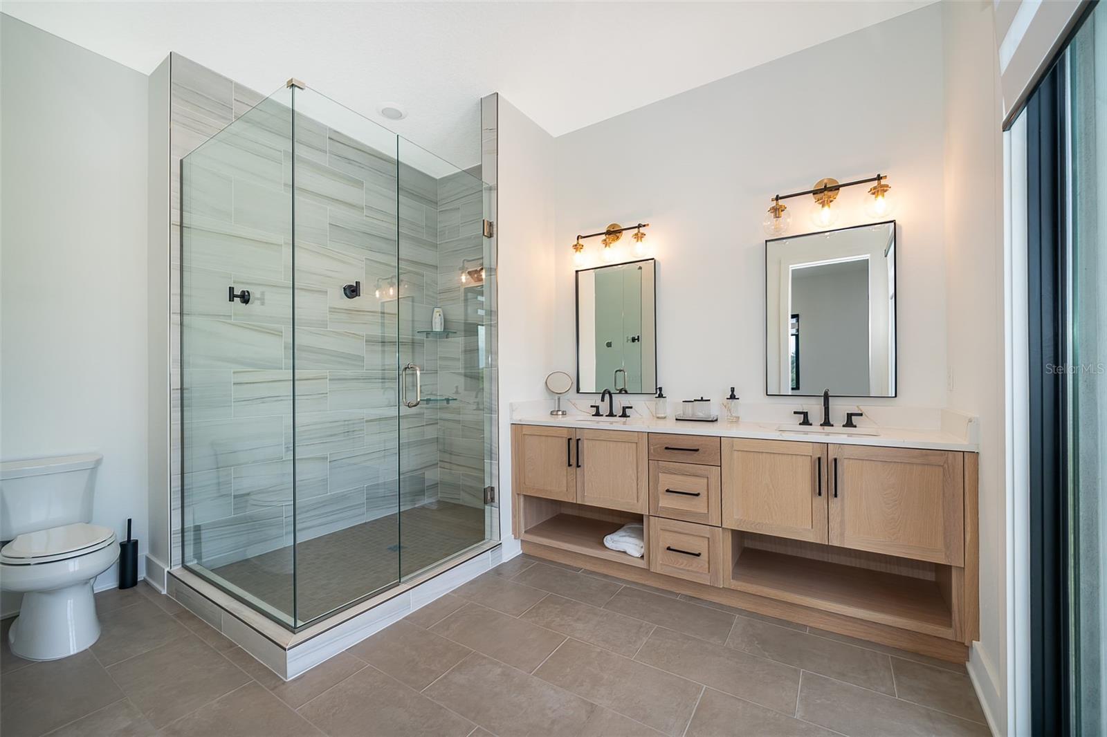 Image 37 of 76 For 16338 Ravenna Court