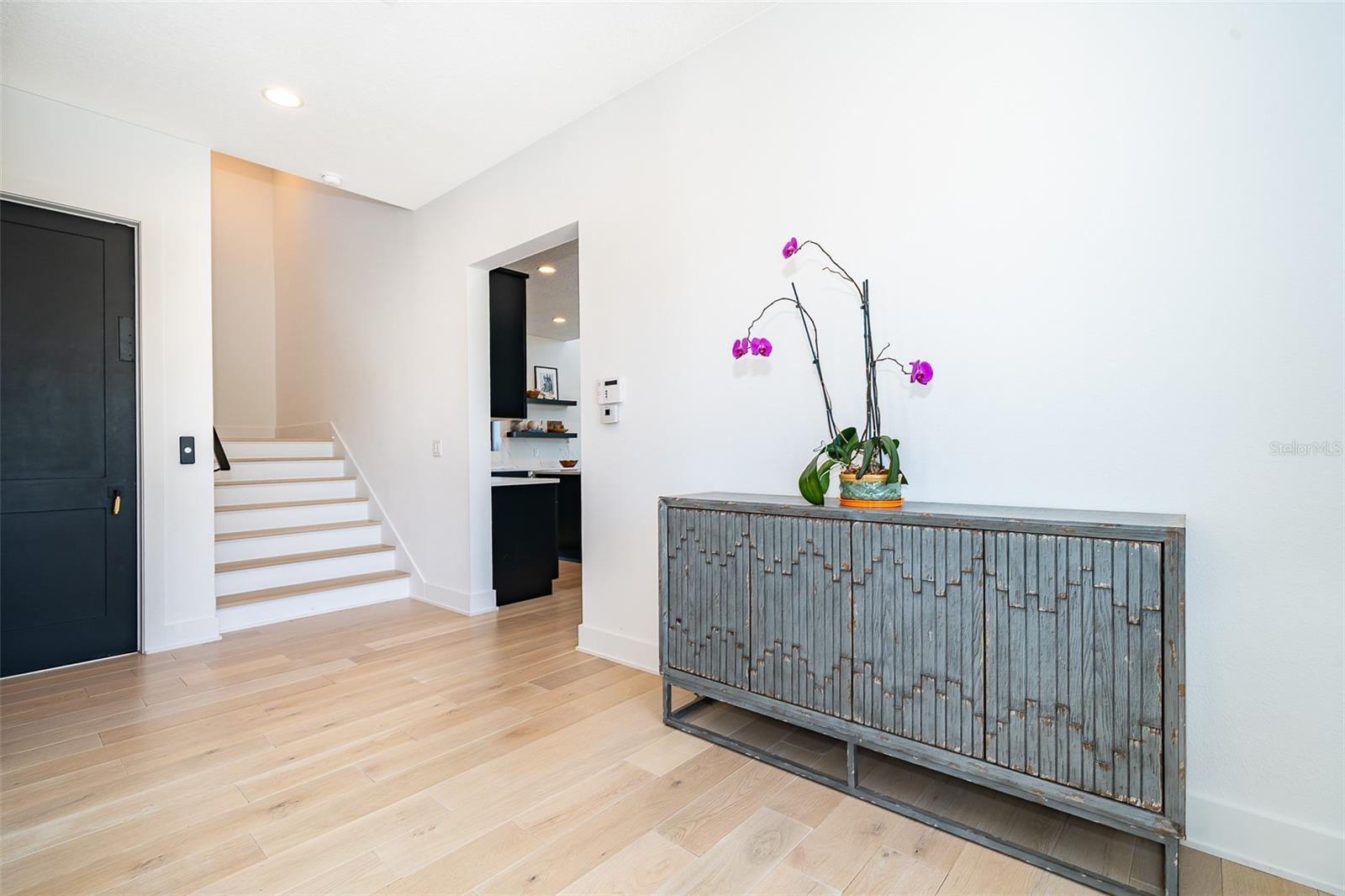 Image 9 of 76 For 16338 Ravenna Court