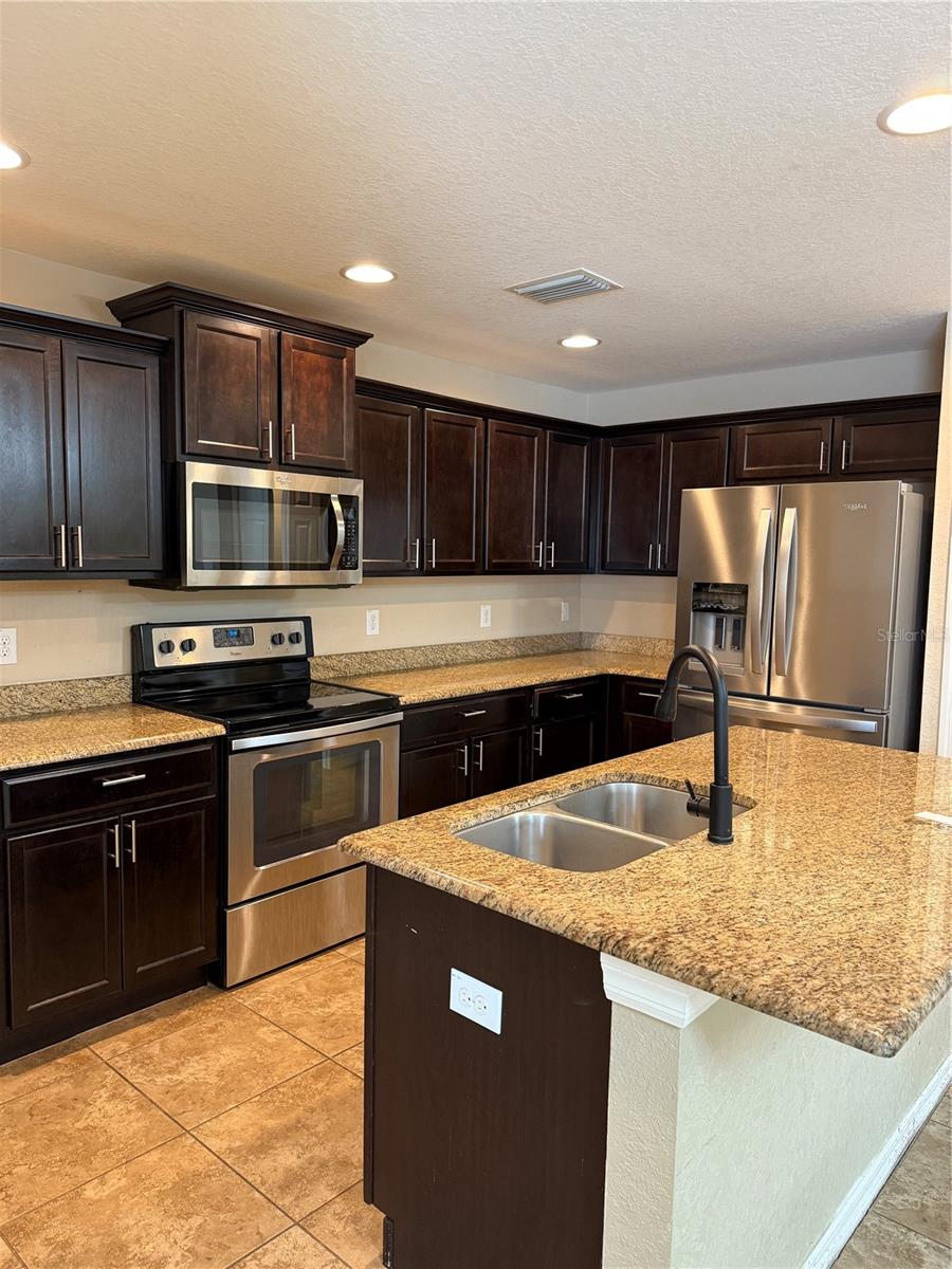 Image 2 of 26 For 5043 Cactus Needle Lane