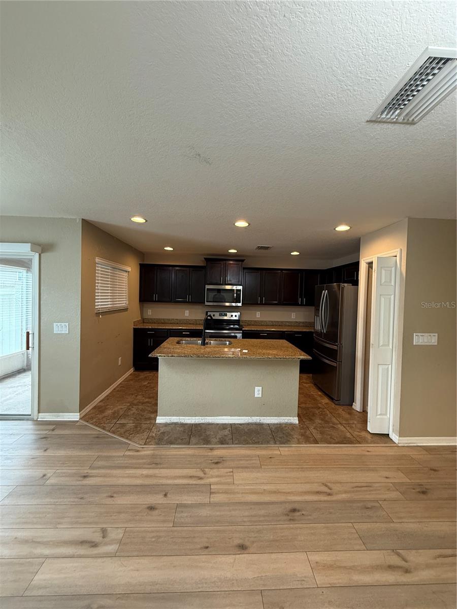 Image 3 of 26 For 5043 Cactus Needle Lane
