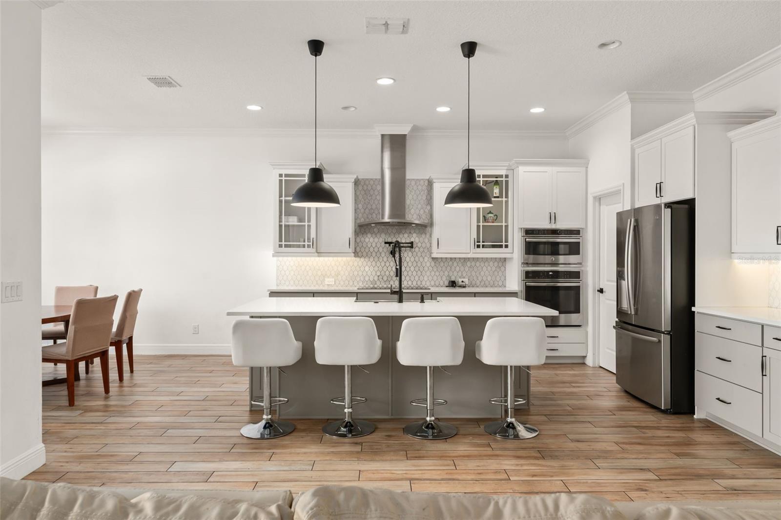 Image 17 of 58 For 2047 Brillante Drive