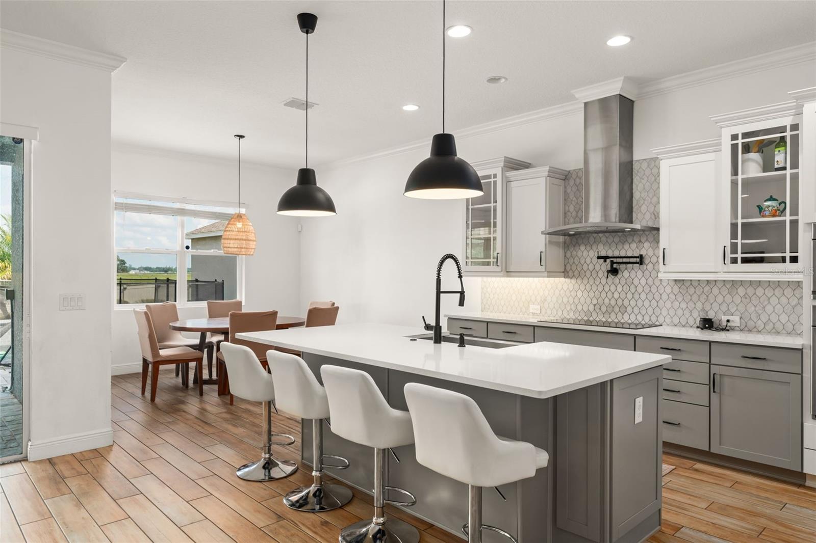 Image 18 of 58 For 2047 Brillante Drive
