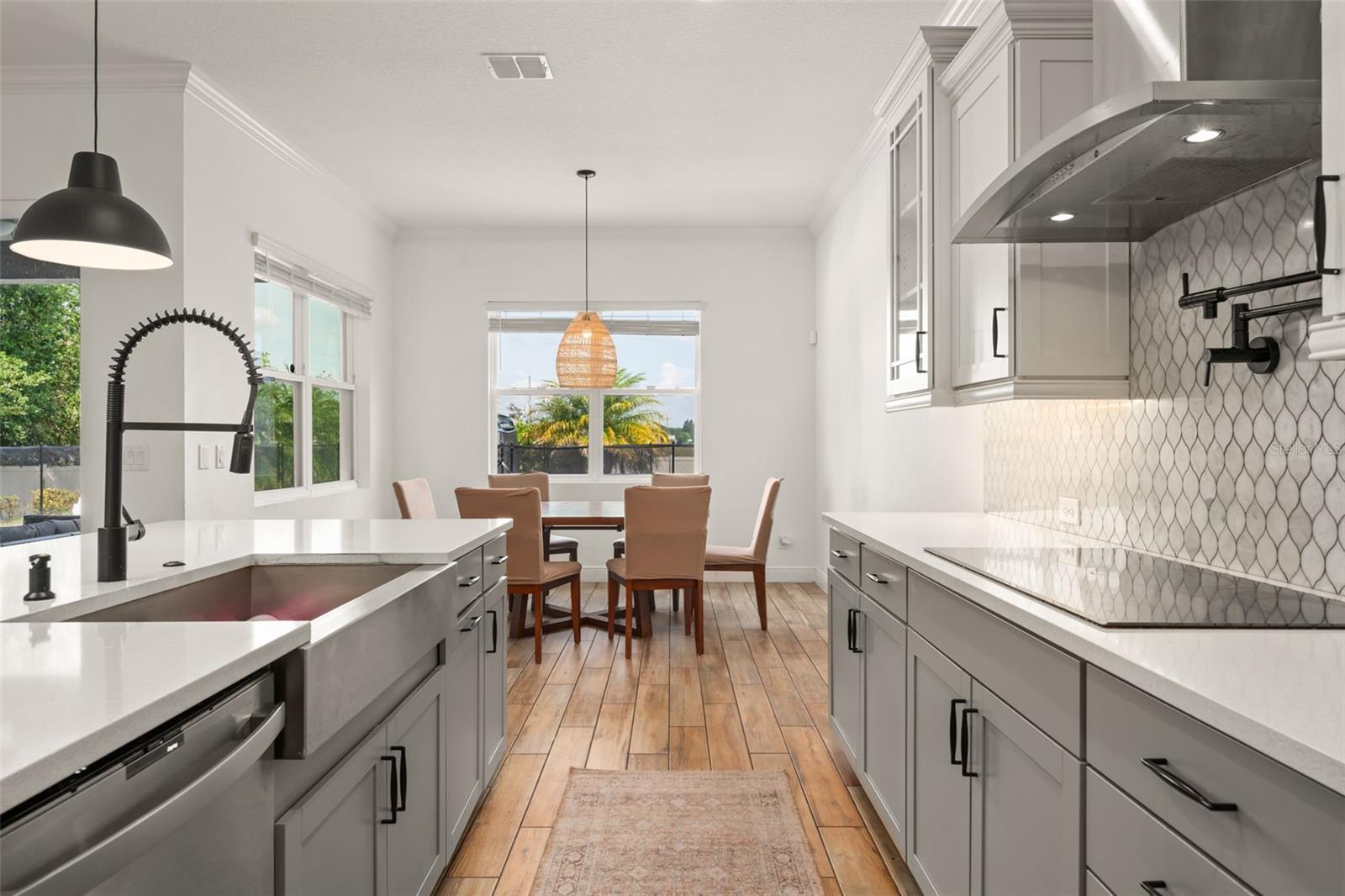 Image 20 of 58 For 2047 Brillante Drive