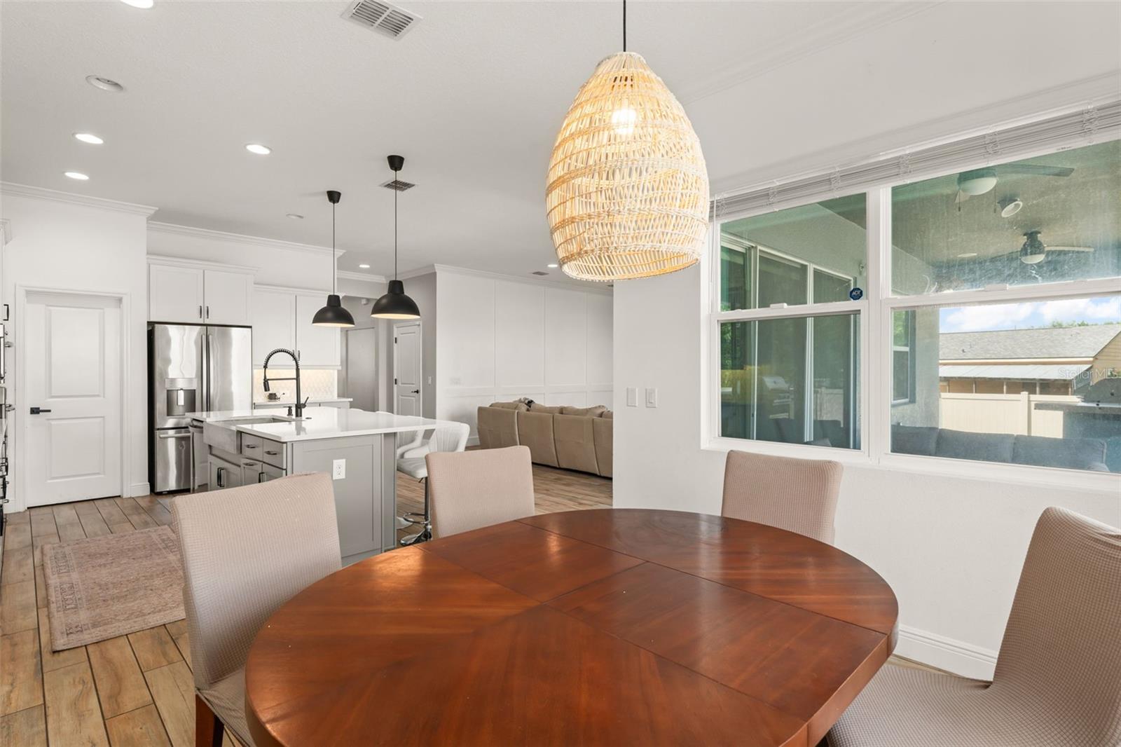 Image 24 of 58 For 2047 Brillante Drive