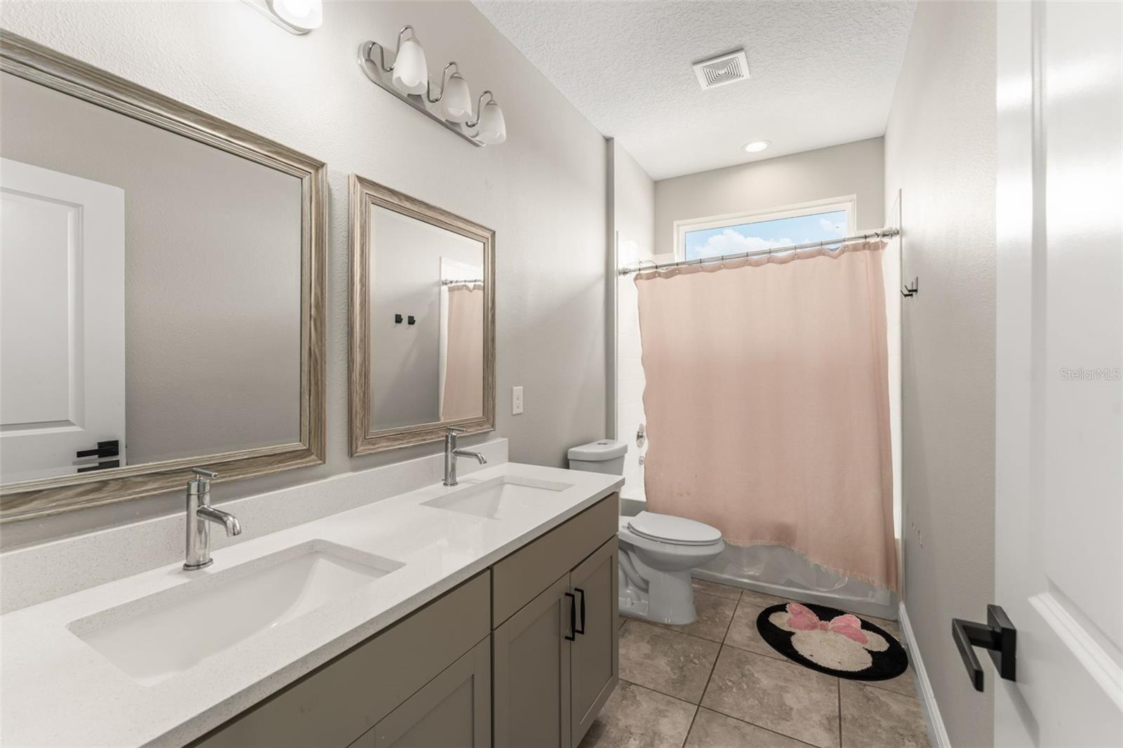 Image 30 of 58 For 2047 Brillante Drive