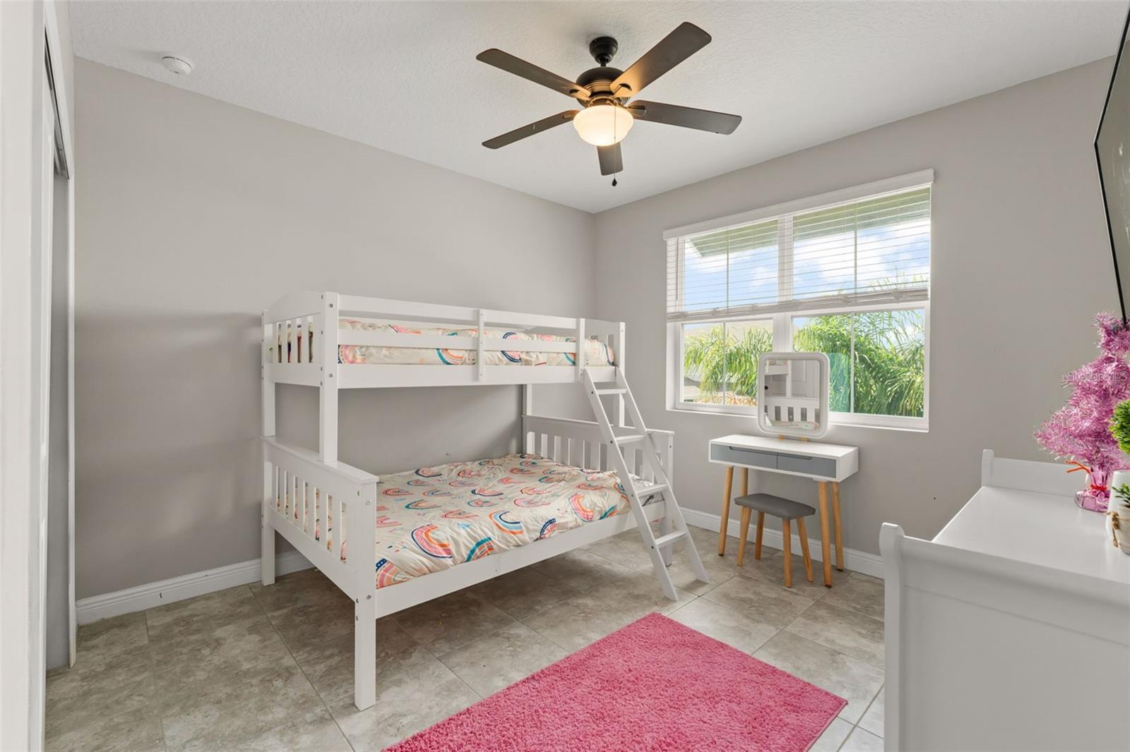 Image 31 of 58 For 2047 Brillante Drive