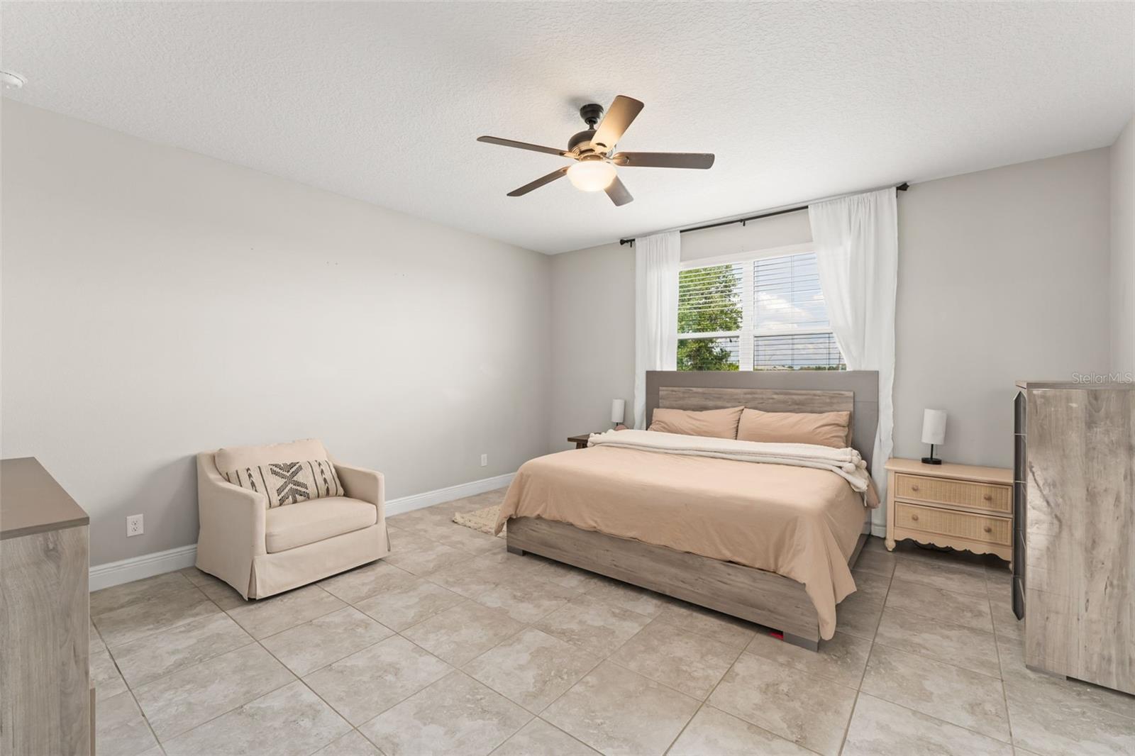 Image 40 of 58 For 2047 Brillante Drive