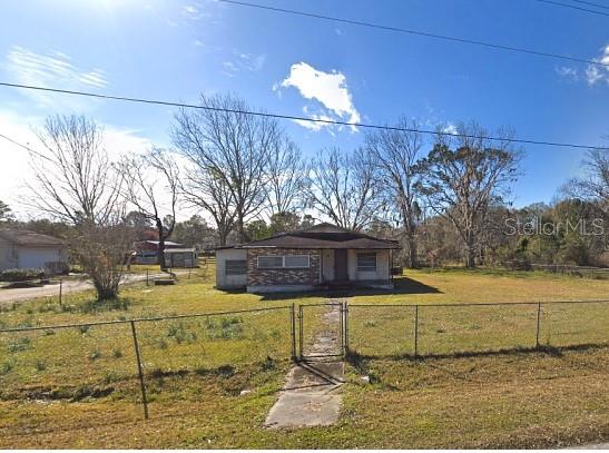 Listing Details for 1422 216th Street, LAWTEY, FL 32058