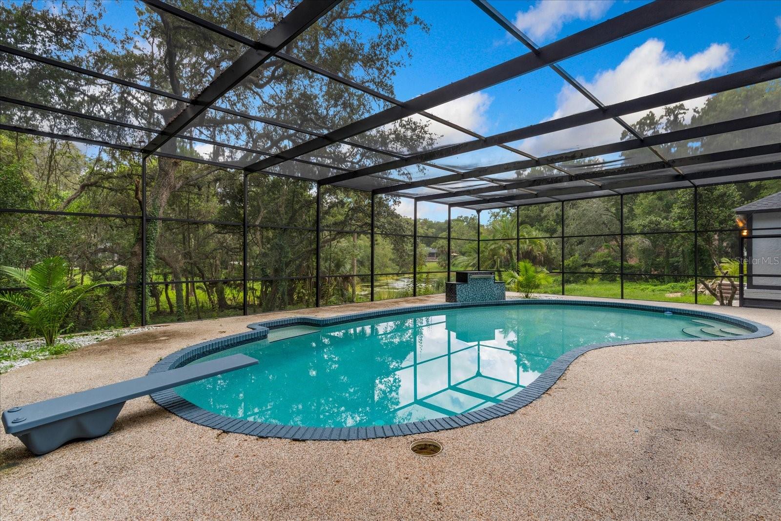 Image 49 of 56 For 305 Sweetwater Club Circle