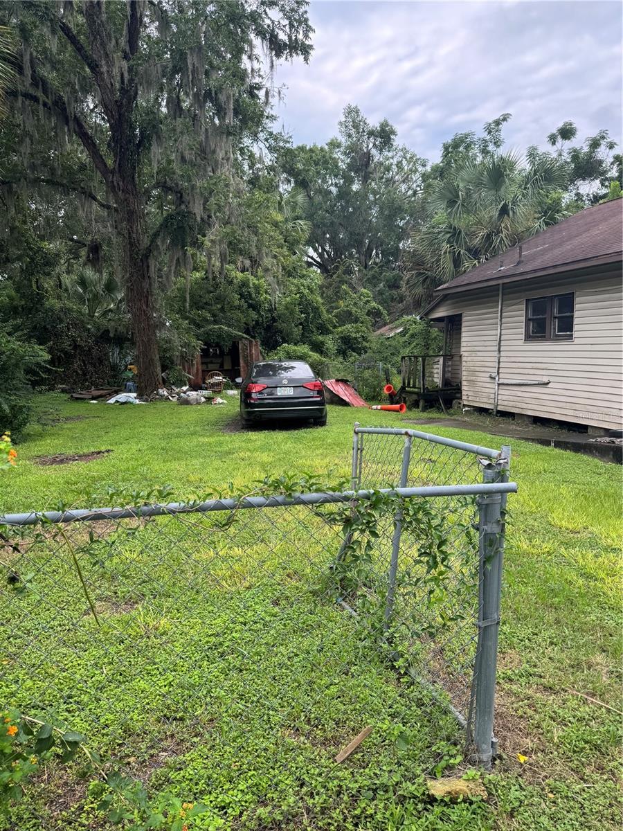 Image 2 of 5 For 1324 Silver Springs Boulevard