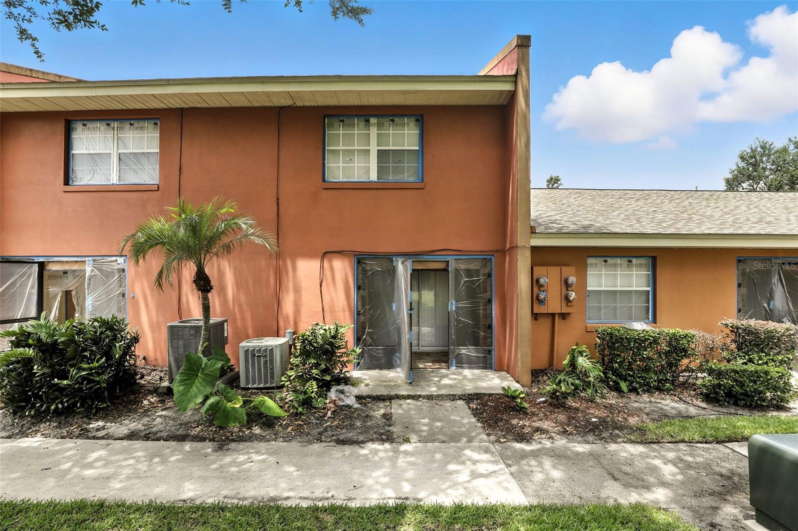 Image 27 of 46 For 4786 Tangerine Avenue 4786