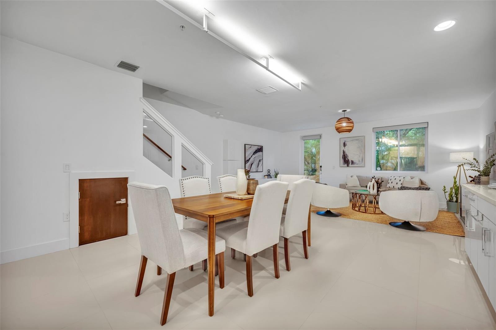 Image 15 of 50 For 438 Swoope Avenue