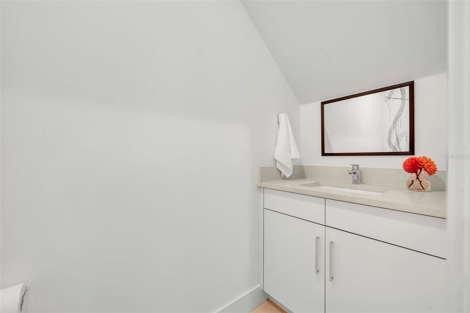 Image 17 of 50 For 438 Swoope Avenue