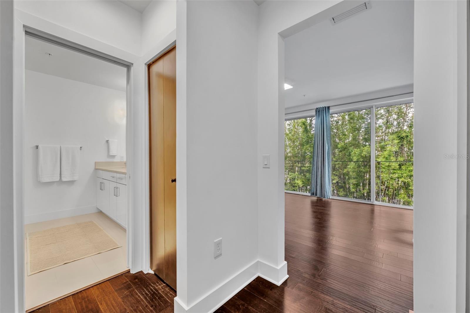 Image 27 of 50 For 438 Swoope Avenue