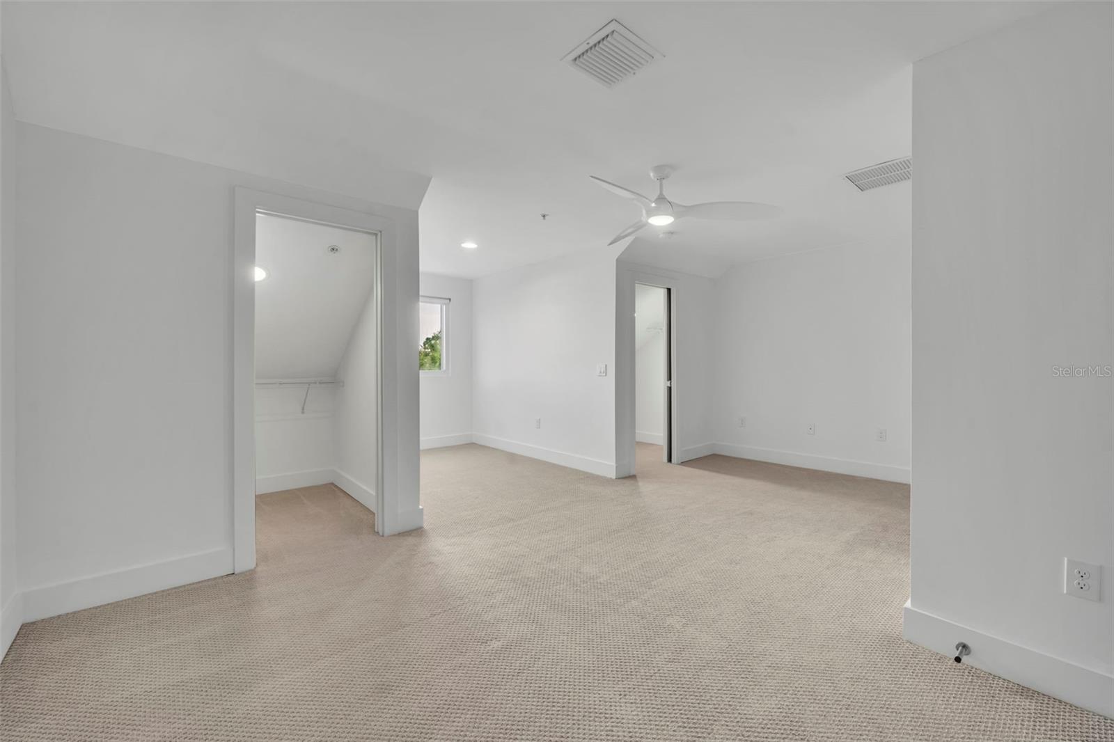 Image 32 of 50 For 438 Swoope Avenue