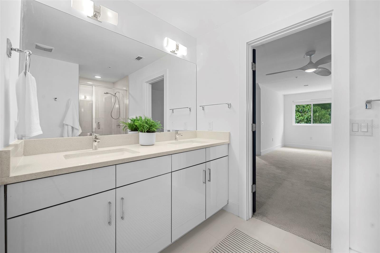 Image 34 of 50 For 438 Swoope Avenue