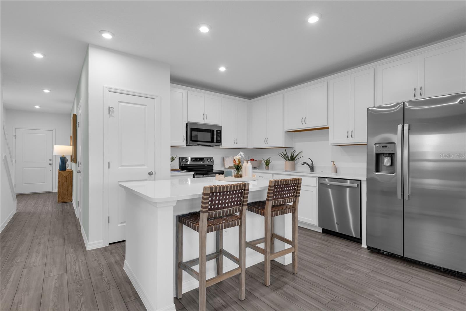 Image 3 of 32 For 3346 Thicket Street