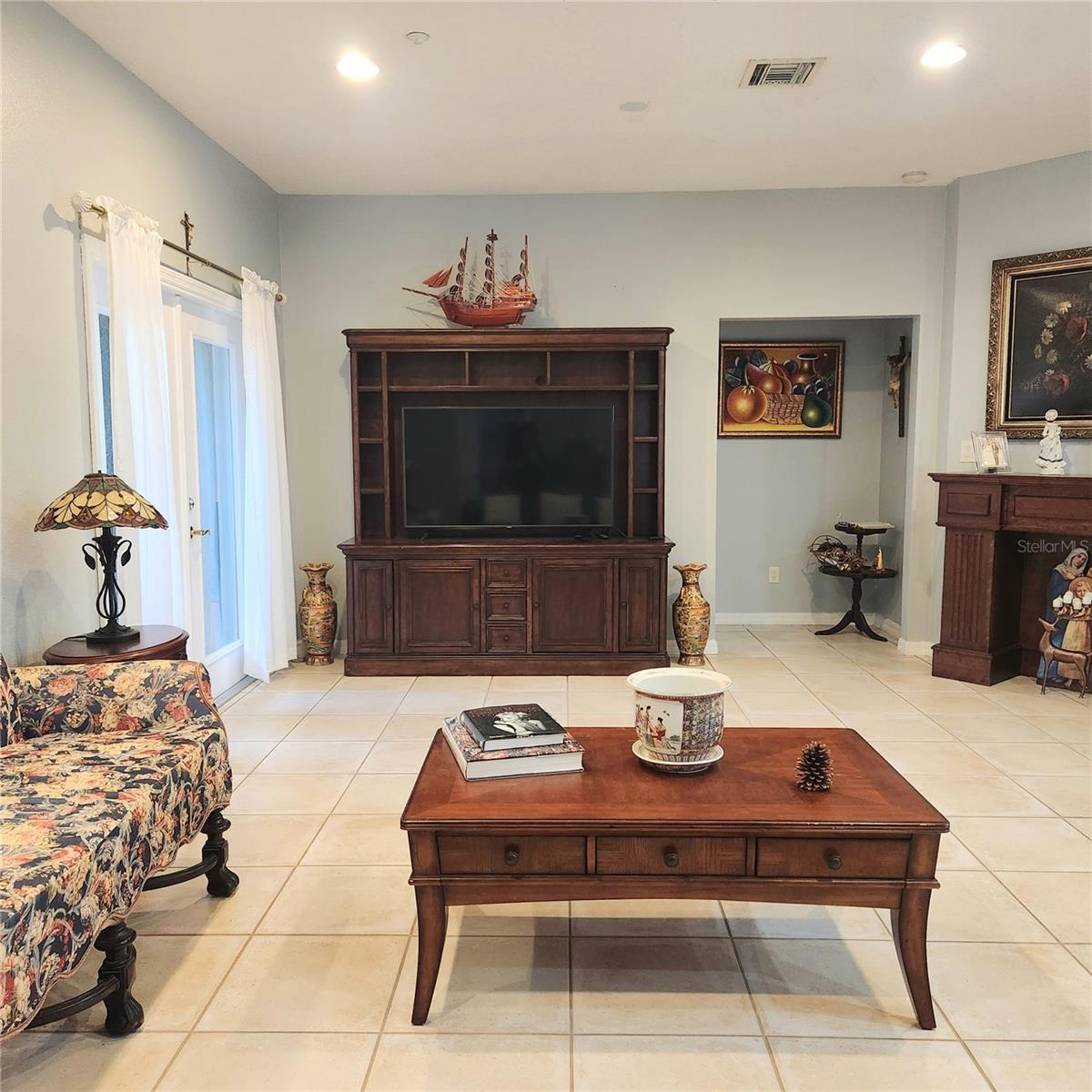 Image 16 of 45 For 9622 Cypress Pine Street