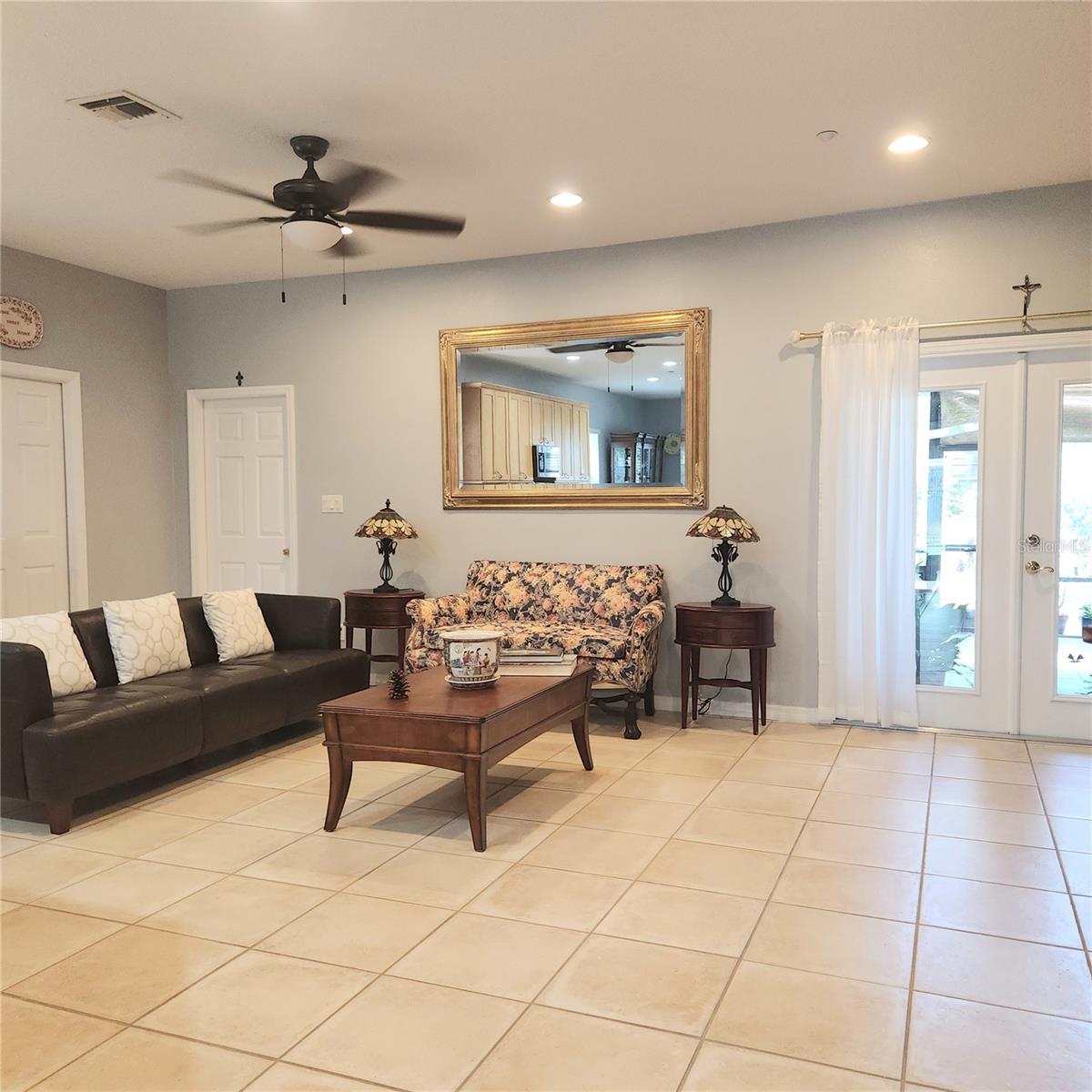Image 17 of 45 For 9622 Cypress Pine Street