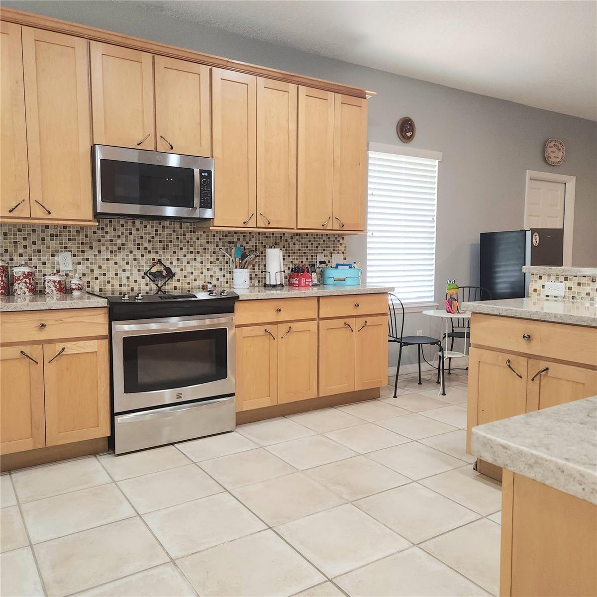 Image 4 of 45 For 9622 Cypress Pine Street