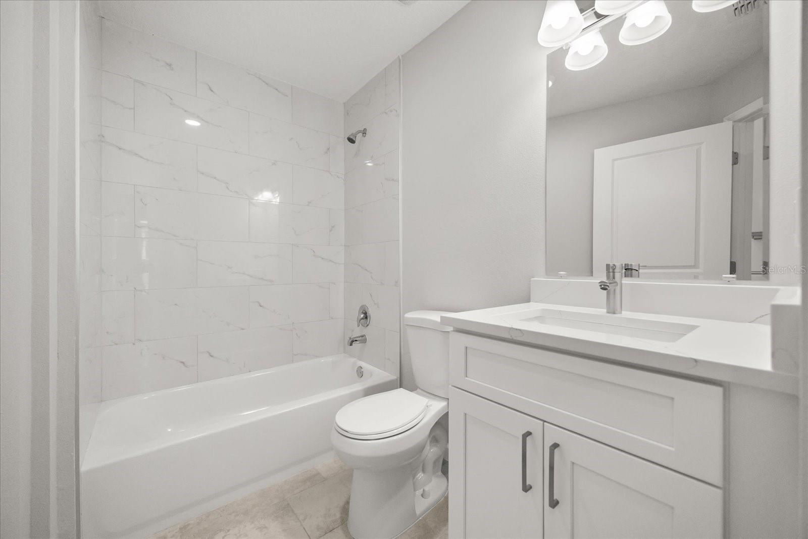 Image 14 of 33 For 541 Rhodes Drive