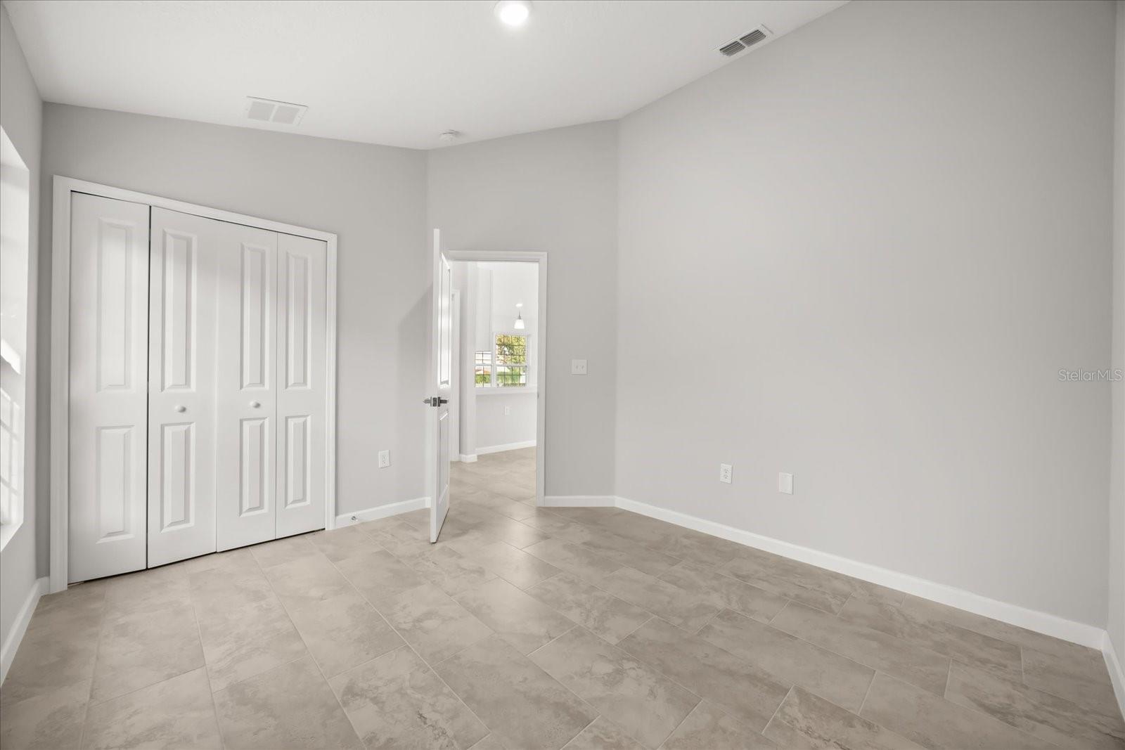 Image 15 of 33 For 541 Rhodes Drive