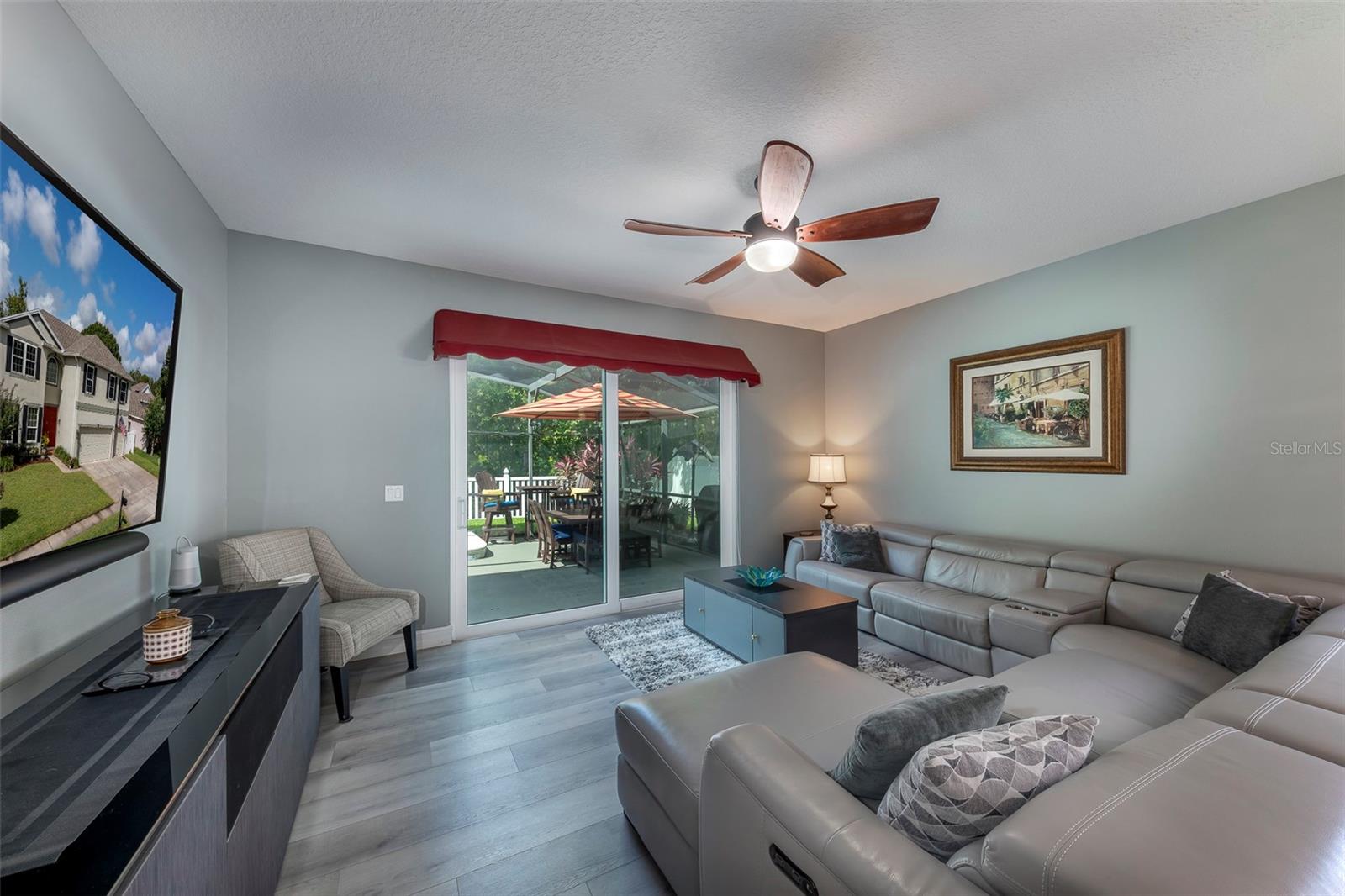 Image 12 of 43 For 530 Carey Way