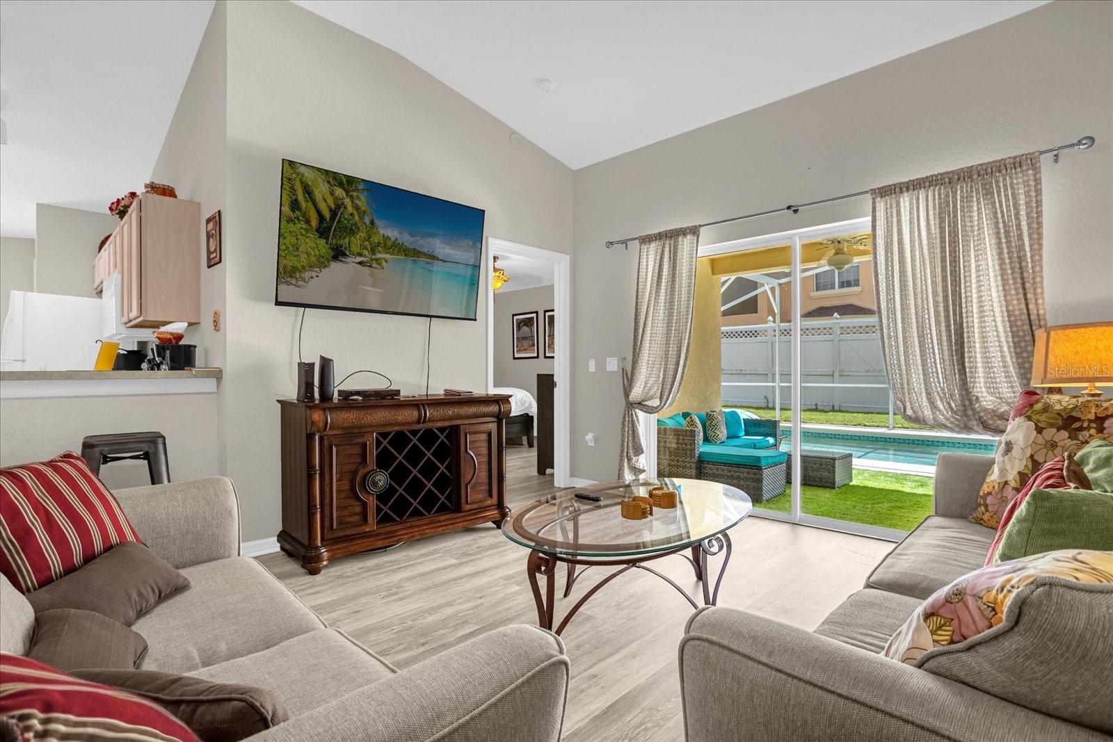 Image 15 of 31 For 528 Reserve Drive