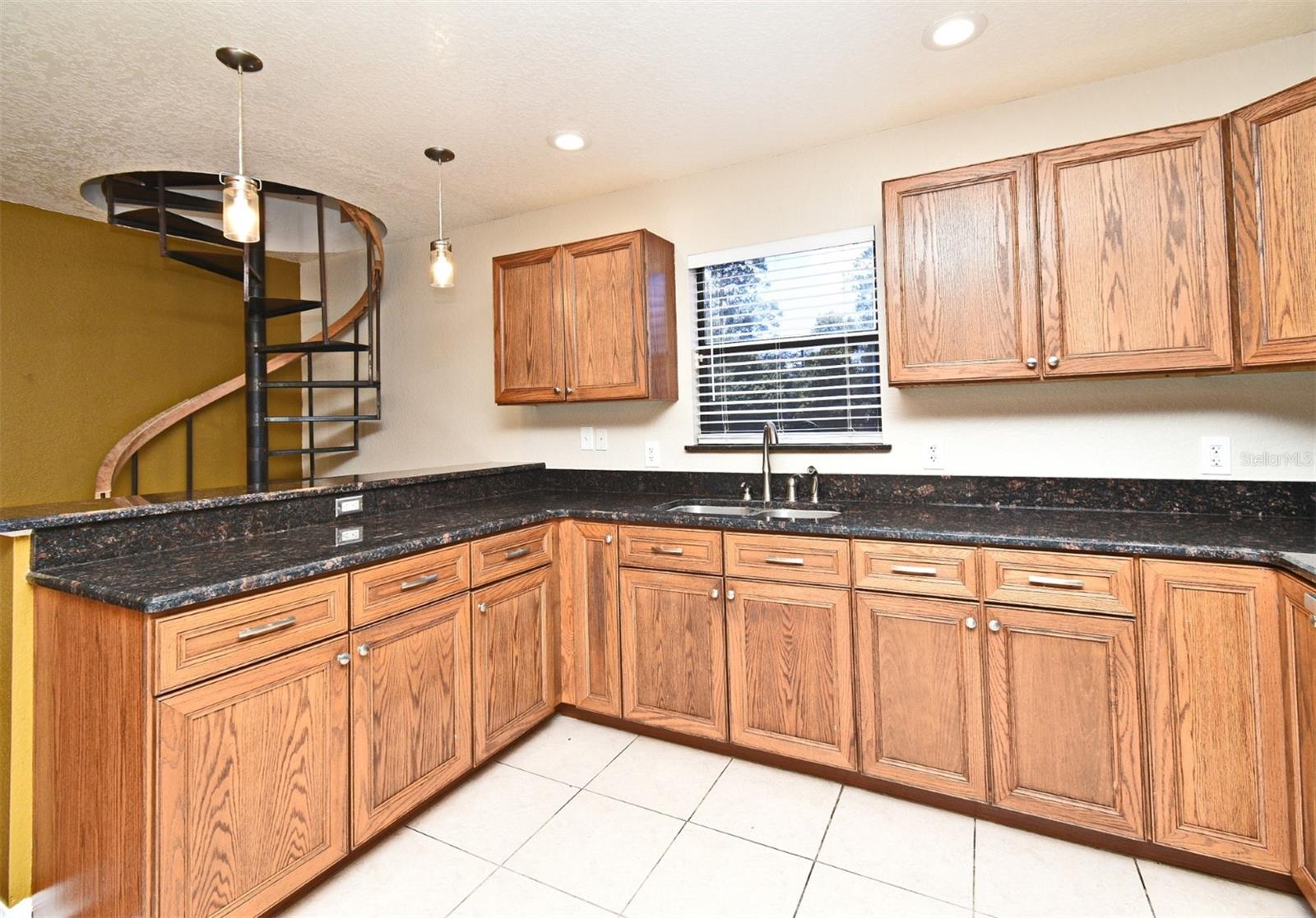 Image 6 of 53 For 661 Harney Heights Road
