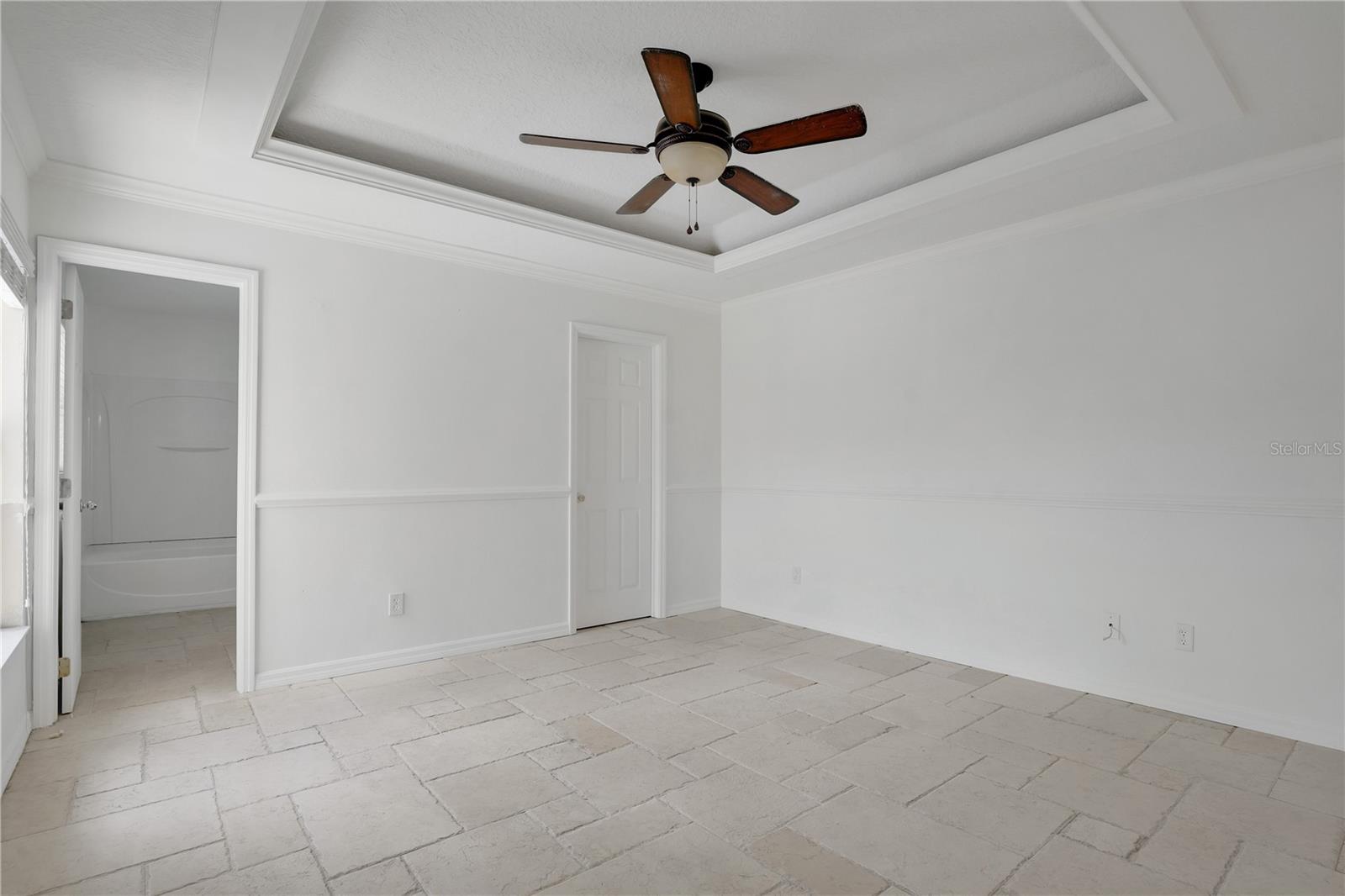 Image 14 of 57 For 3009 Auriga Drive