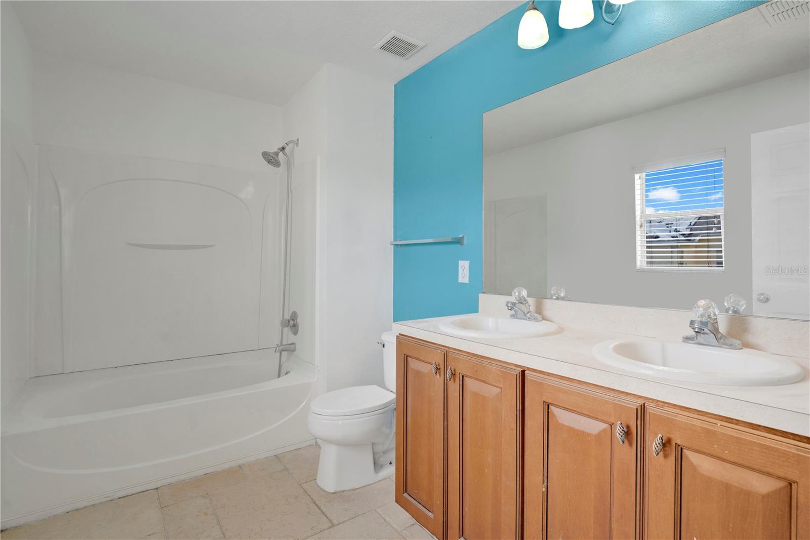 Image 16 of 57 For 3009 Auriga Drive