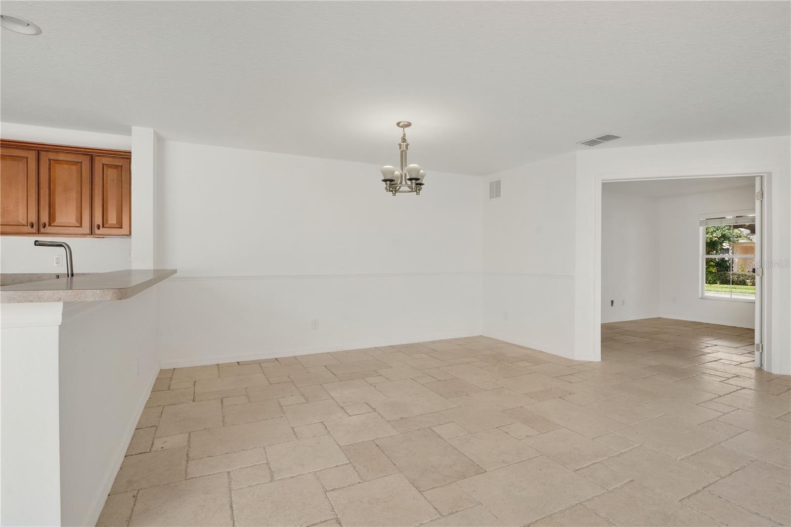 Image 7 of 57 For 3009 Auriga Drive